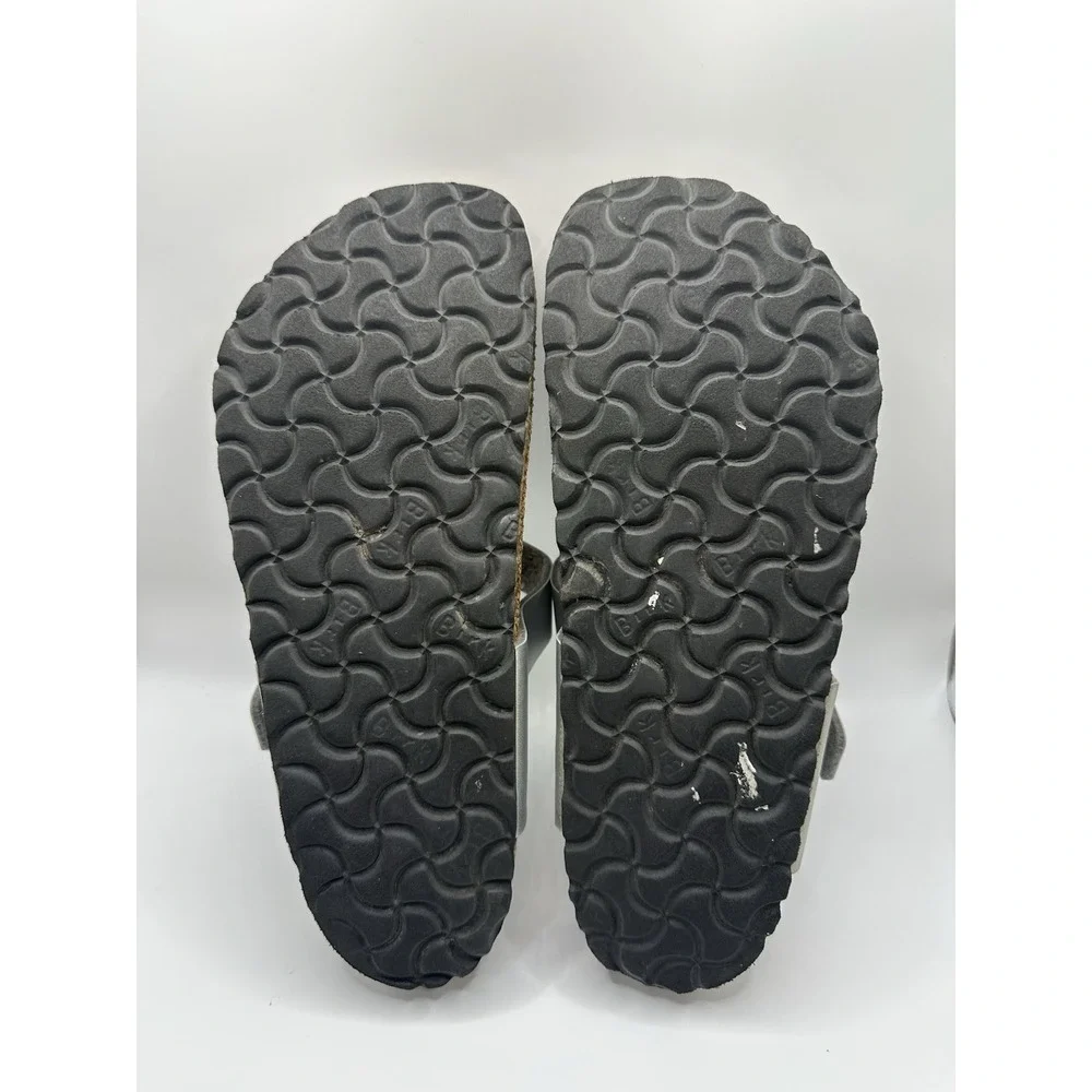 Birkenstock Gizeh Women's Sandals‎ Metallic Silver Size 38EU 7 Flip Flops Shoes